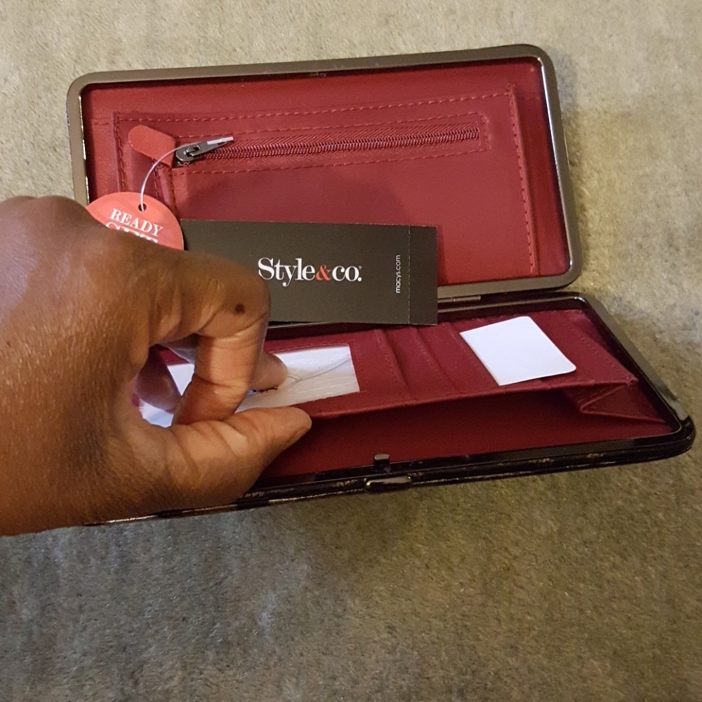 Style & co wallet - Picture 4 of 4